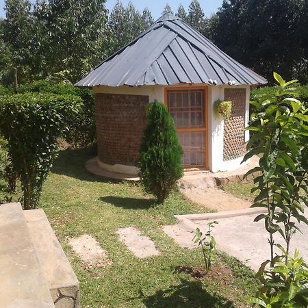Plastic Bottles House Entebbe Exterior foto