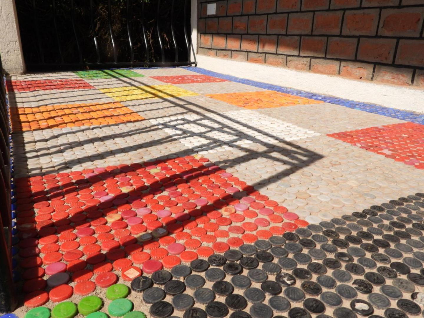 Plastic Bottles House Entebbe Exterior foto