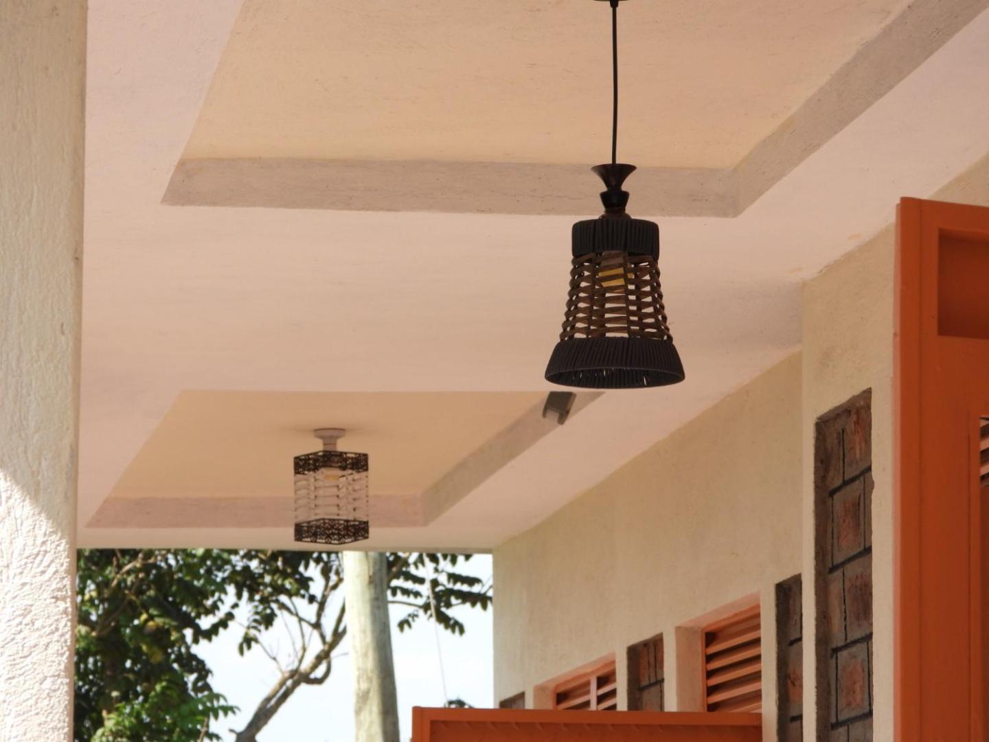 Plastic Bottles House Entebbe Exterior foto