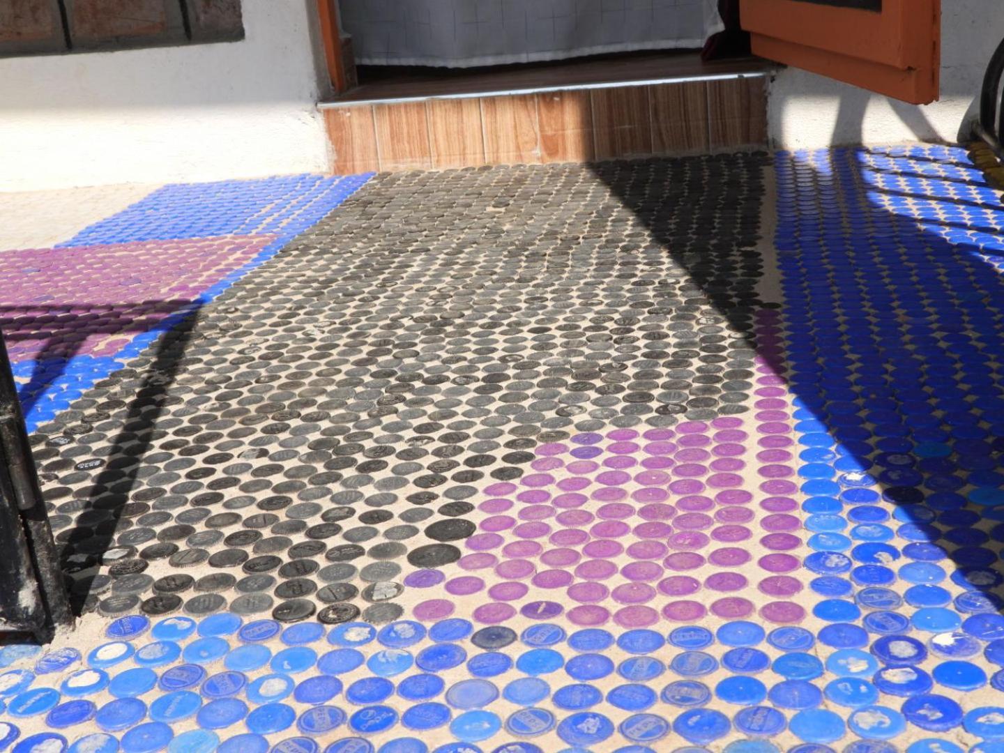 Plastic Bottles House Entebbe Exterior foto