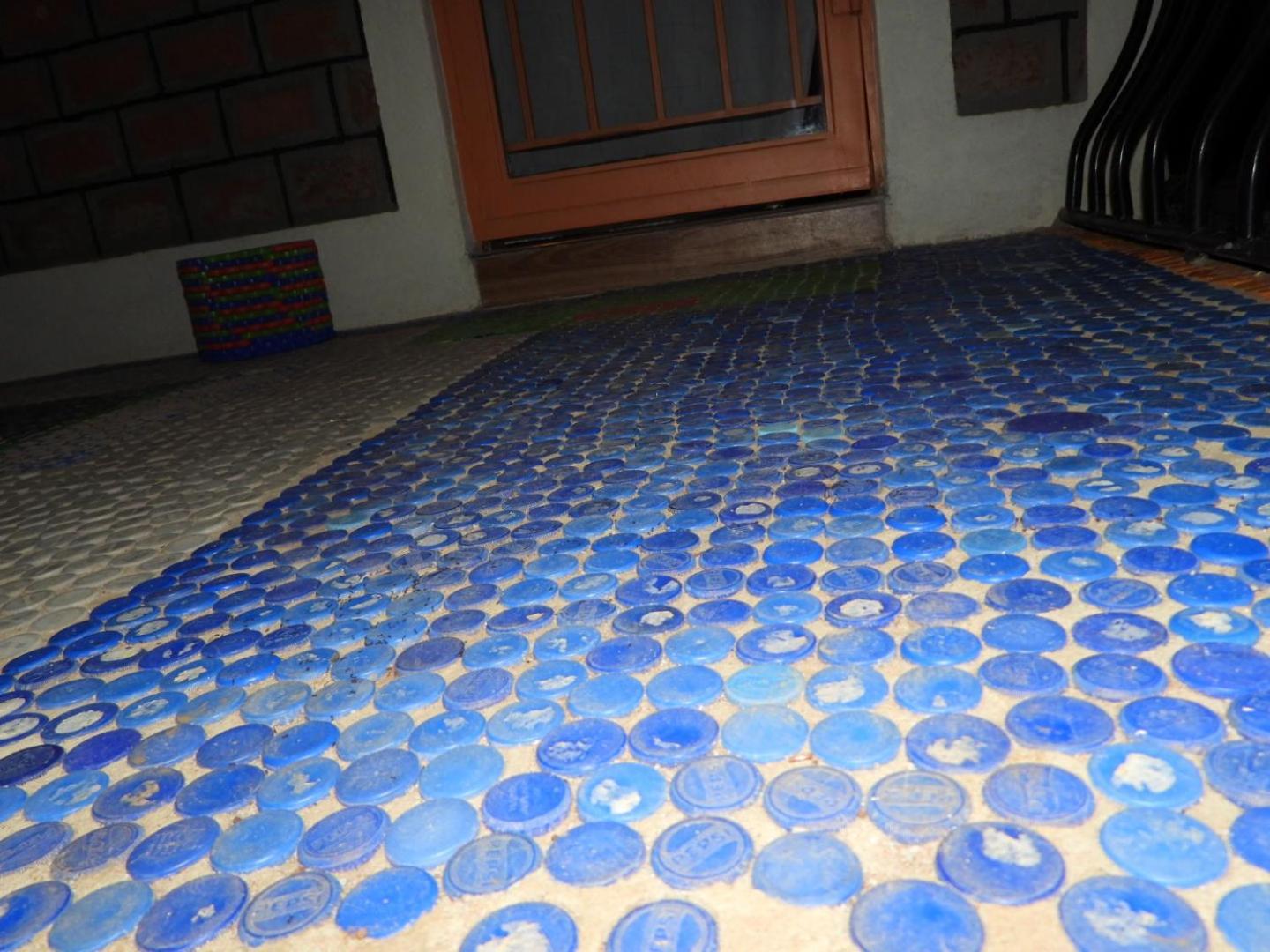 Plastic Bottles House Entebbe Exterior foto